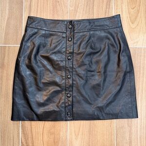 WALTER BAKER Amy Black Mini Skirt 100% lamb leather Size 10